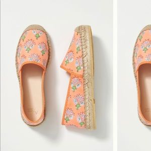 ♥️ 🎉Host Pick 🎉 SZ Penny 🍑 Espadrilles